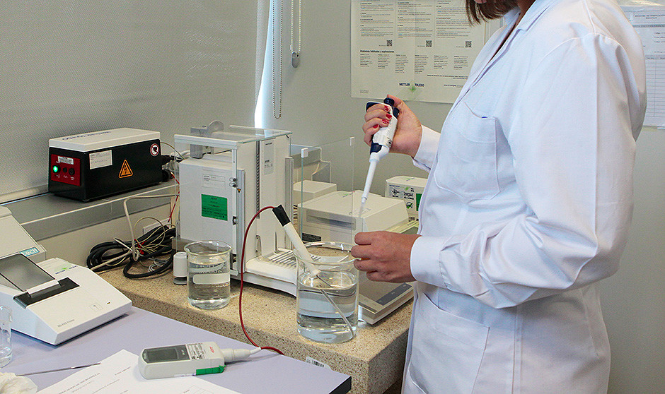 La industria farmacéutica busca cuatro perfiles sanitarios, más allá de los farmacéuticos.