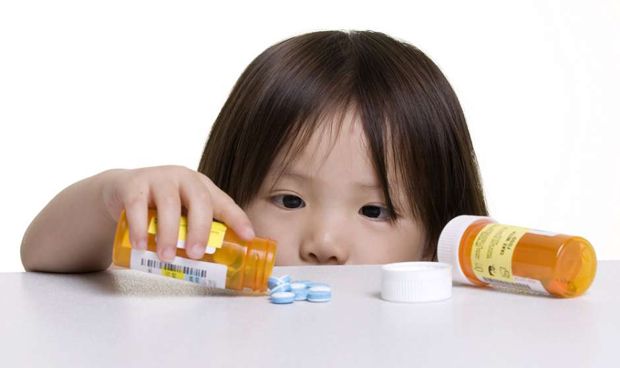 La industria farmacéutica colabora en el impulso del medicamento pediátrico