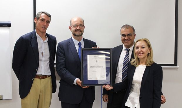 La Jiménez Díaz recibe el certificado Aenor de Sistemas de Gestión