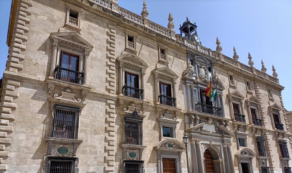 Sede del TSJ de Andalucía, que deniega el abono de guardias en las pagas extra MIR