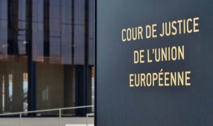 La Justicia Europea recrimina la "falta de transparencia" en vacunas covid