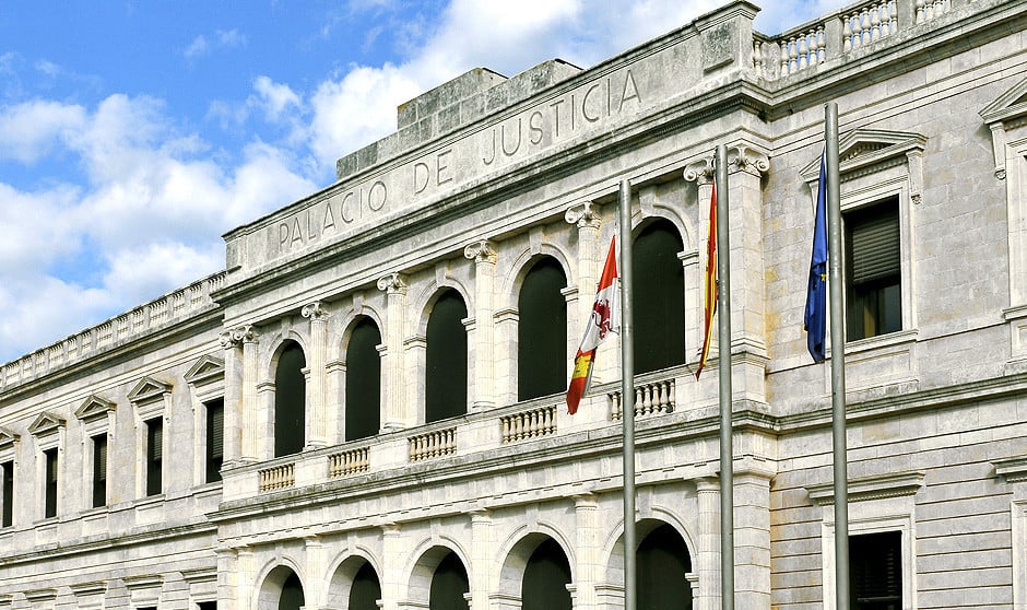 La Justicia reconoce el abono de vacaciones de médicos y enfermeras de área