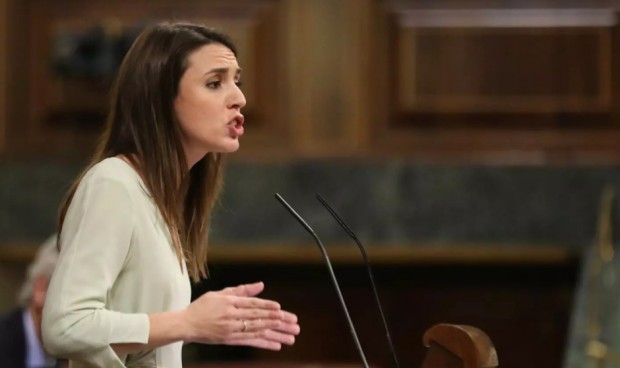 La ley del aborto 'sobrevive' a un duro debate por el registro de objetores