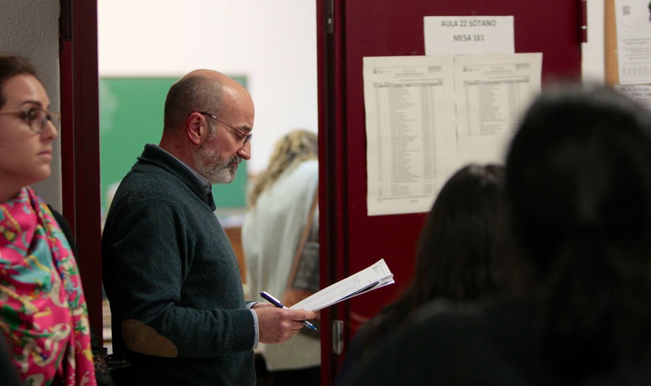 El Ministerio de Sanidad ha publicado la licitación del examen MIR del año 2024, con el que busca ahorrarse 40.000 euros con respecto a la prueba anterior.