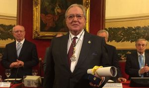 La Medicina española premia con su máximo galardón a Diego Murillo