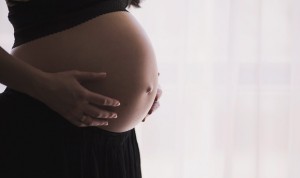La muerte de 6 bebes pone fin a un estudio sobre embarazos de largo término