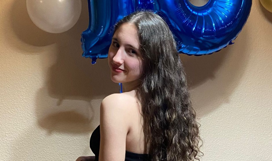 La 'niña de la EBAU' hará Enfermería: "Tiene más trato con el paciente"