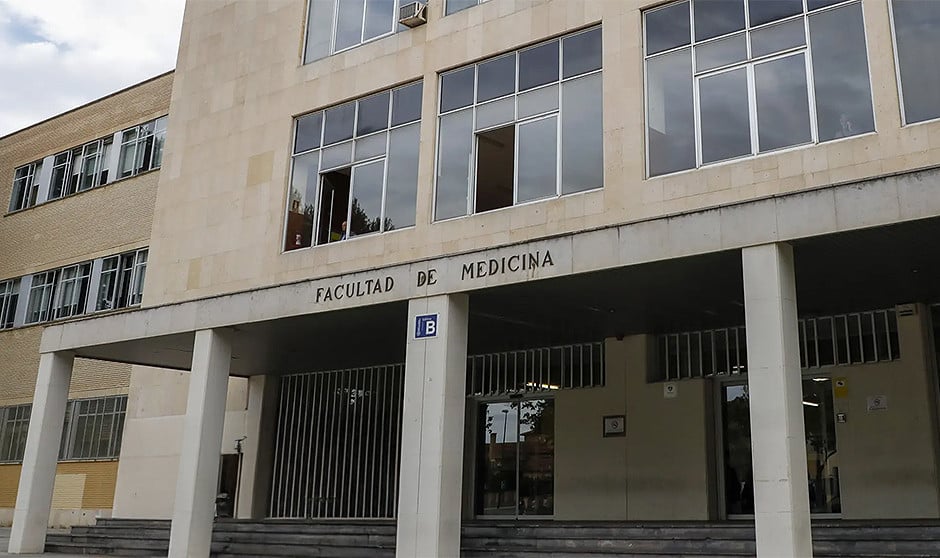 La nota de corte de Medicina en Zaragoza cumple pronósticos y baja en 2025