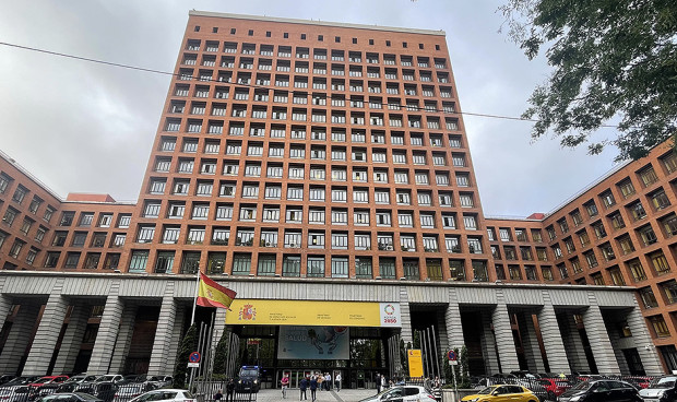 La nueva farmacéutica semipública avanza en busca de un CEO 