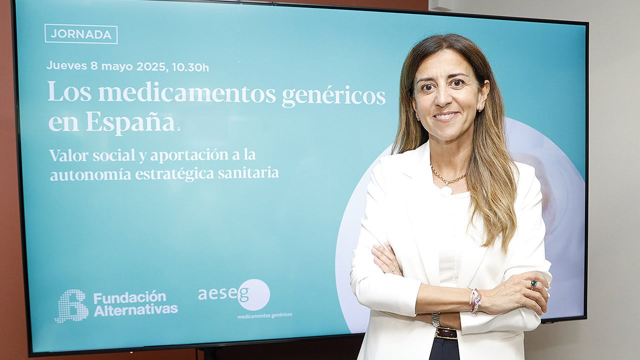 La presidenta de Aeseg, Mar Fábregas, destaca el papel de los genéricos en el SNS.