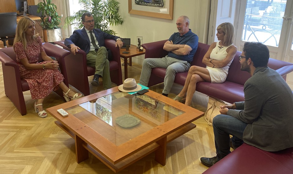 Representantes del sector médico e investigador se reúnen con el alcalde de Murcia