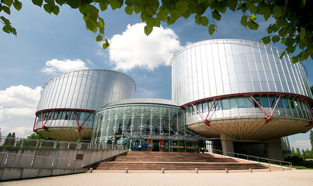 La OMC se persona en el TEDH para defender el consentimiento informado