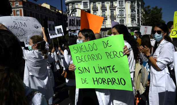 Médicos con la paga extra recortada desde 2010: "Un agravio mantenido"