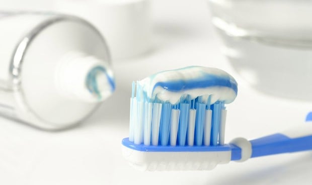 Desmienten el bulo de que la pasta de dientes estrecha la vagina