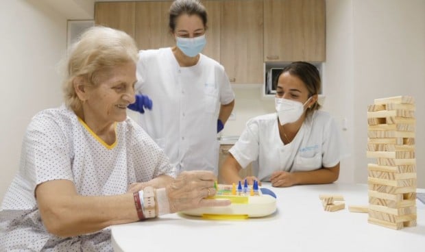 La Paz habilita una nueva sala para familiares y pacientes de Geriatría
