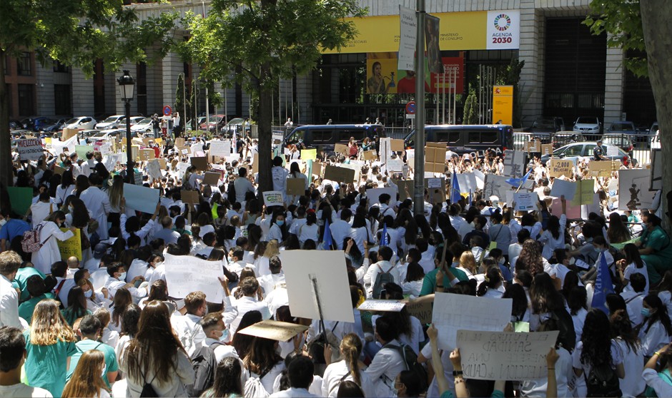 Categoría profesional médica y enfermera: "Unidos no nos paran" 