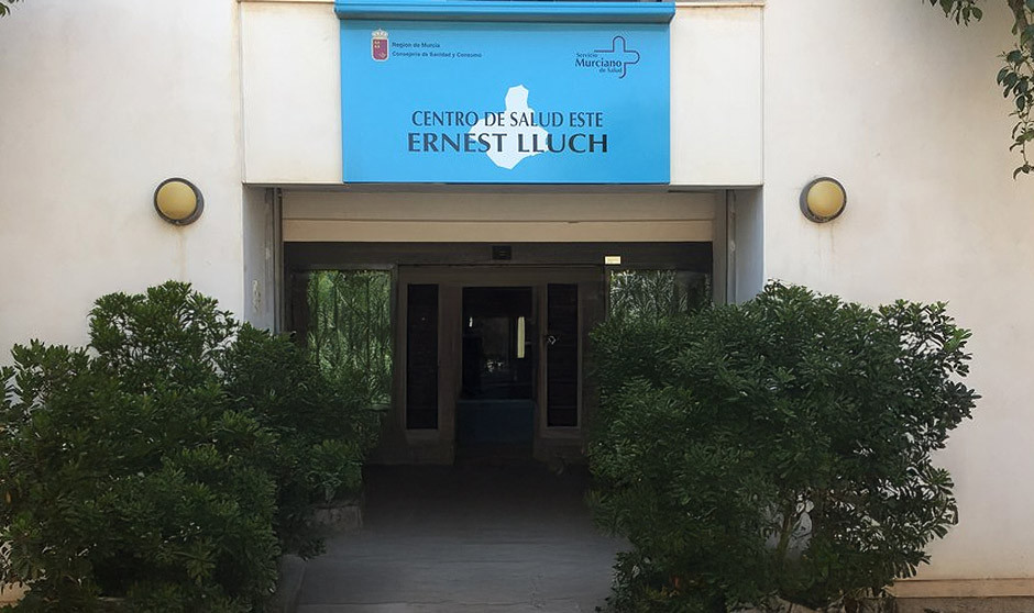 Centro de Salud Este Ernest Lluch: "Necesitamos normalidad ya"