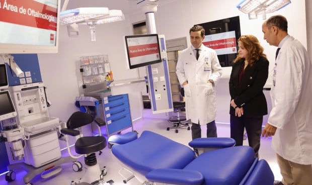 Fátima Matute, consejera de Sanidad de Madrid, en el nuevo espacio para la salud visual de La Princesa.