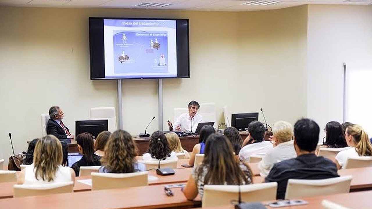 Los grados de Ciencias de la Salud se duplican en la privada en 10 años