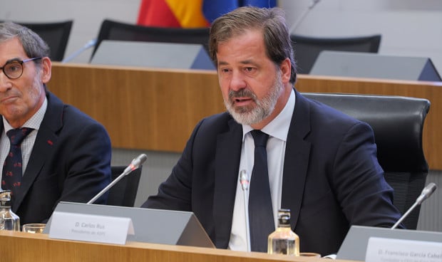 La privada teme una fuga de médicos hacia la pública por el Estatuto Marco