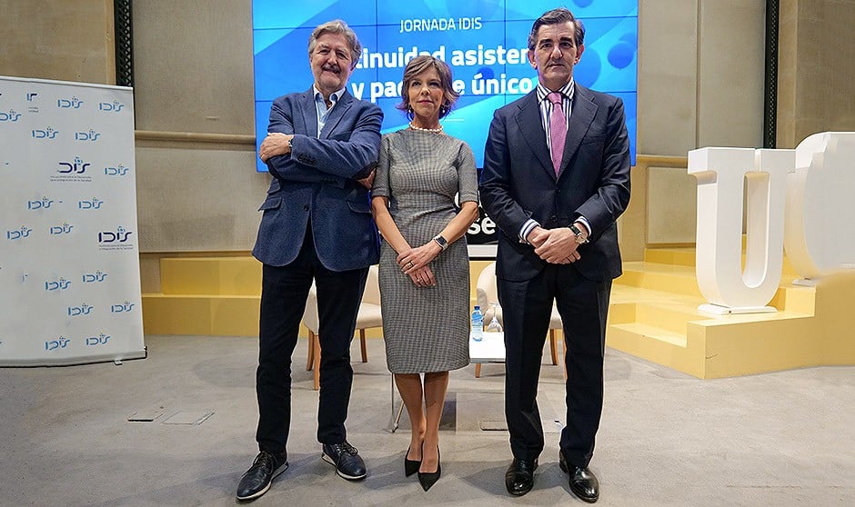 Ángel de Benito, Marta Villanueva y Juan Abarca valoran los resultados del informe de IDIS sobre la continuidad asistencial