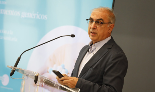 La profesión farmacéutica acuerda una formación común del campo asistencial