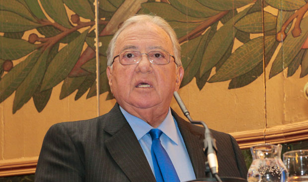 La profesión médica se engalana para reconocer la labor de Murillo