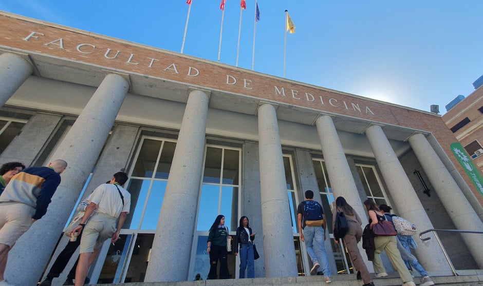 Los estudiantes de Medicina opinan sobre la crisis de la Universidad Complutense de Madrid. 