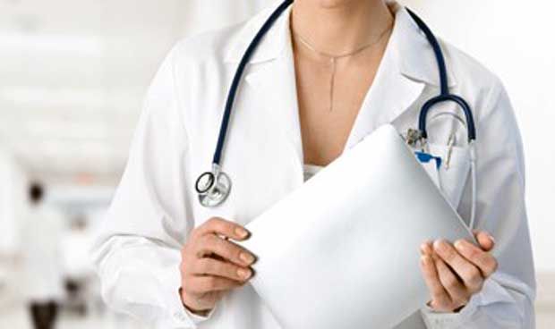 La relación padre médico-hijo/a MIR: ellas sufren más estrés que ellos