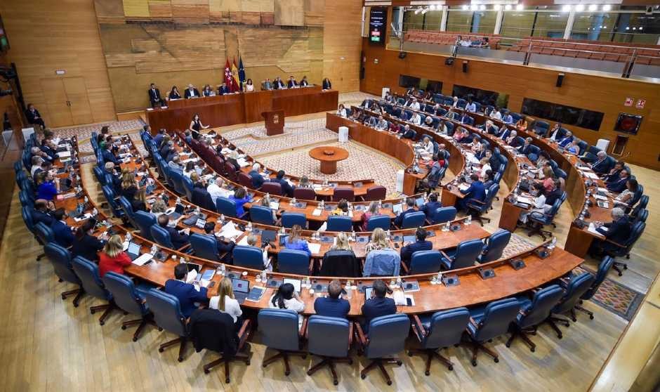 La reorganización enfermera salta a la Asamblea de Madrid