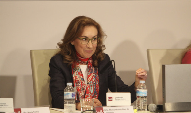 La consejera de Salud de La Rioja, María Martín, trae nueva formación a sanidad. 
