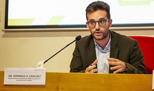 Domingo Antonio Sánchez, representante nacional de la Sección de Médicos Jóvenes de la OMC.