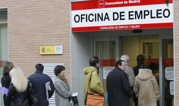 La sanidad, tercer sector que más empleo genera en un junio de récord