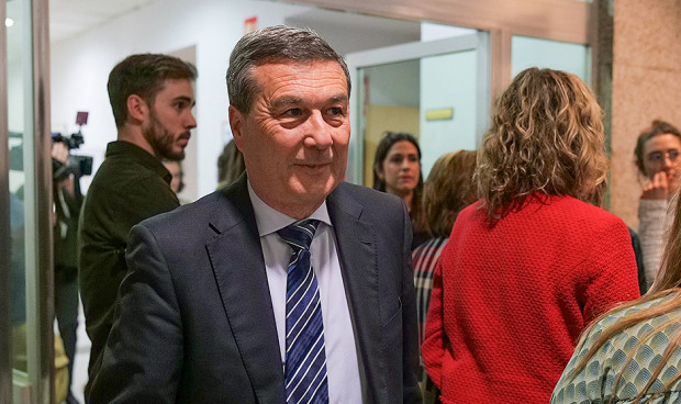  Marciano Gómez, conseller de Sanidad de la Comunitat Valenciana.  Sanidad contratará el servicio de terapias respiratorias domiciliarias de la Comunitat por 353 millones
