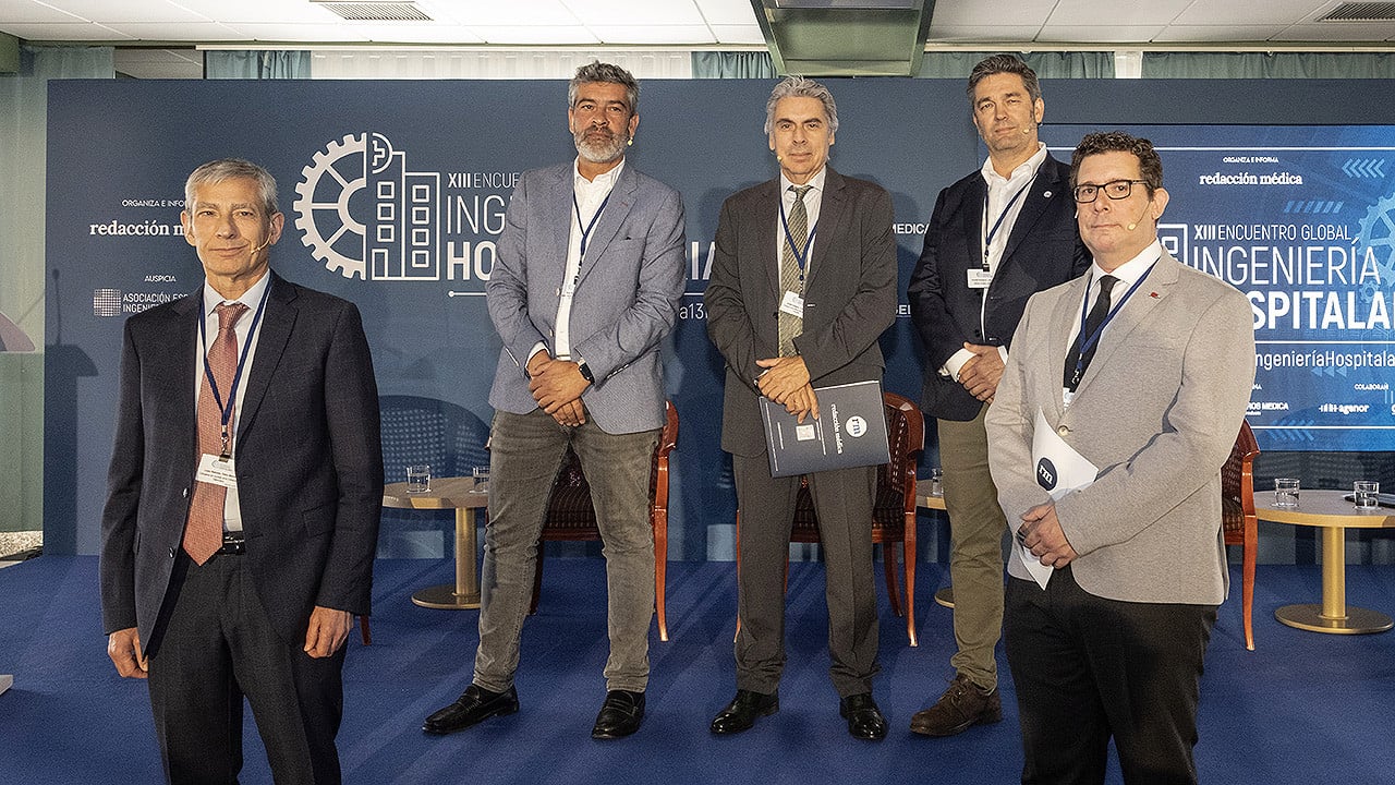 Pedro Manuel López, Juan José Pérez, José Manuel Giraldo, José Antonio Arenilla y José Carlos Cardillo, sobre la figura del IIR en el Sistema Nacional de Salud