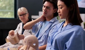 La simulación clínica reduce la brecha teoría-práctica en Enfermería