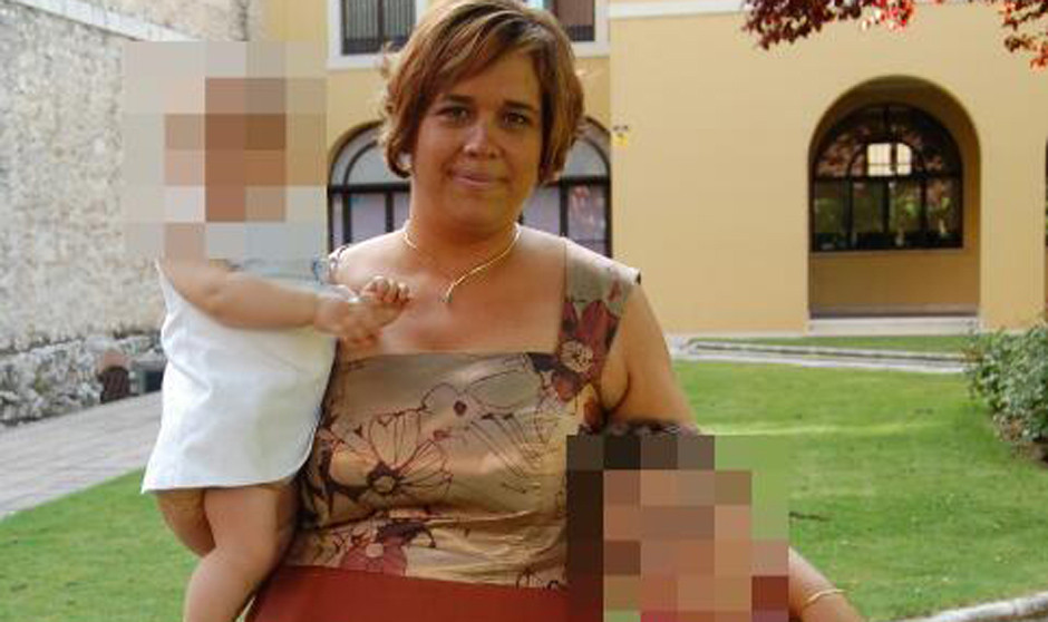 Gemma Alonso se graduó en Enfermería con casi 40 años y compaginando los estudios con la crianza de dos hijos.