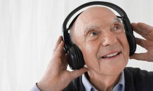 La terapia más curiosa en alzhéimer: ‘playlist’ musicales personalizadas