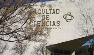La Universidad de Granada busca médicos de 6 especialidades para dar clase
