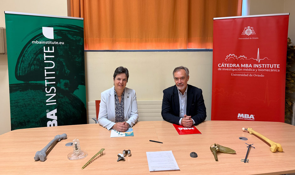 La vicerrectora de Transferencia y Relaciones con la Empresa, Susana Luque, y el director general de MBA, Carlos Pinto