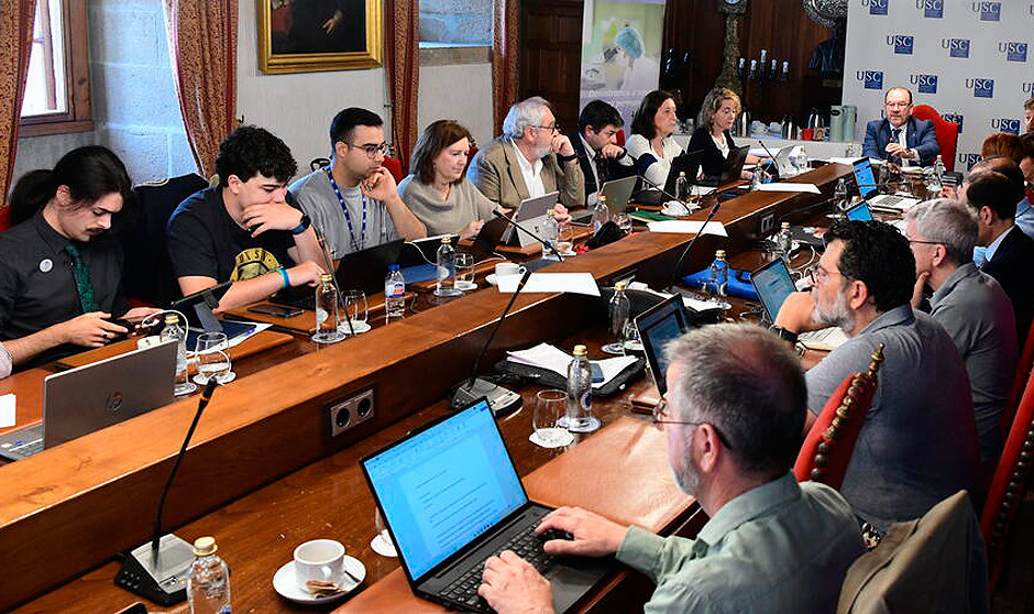 La USC aprueba expandir su grado médico a todos los hospitales gallegos