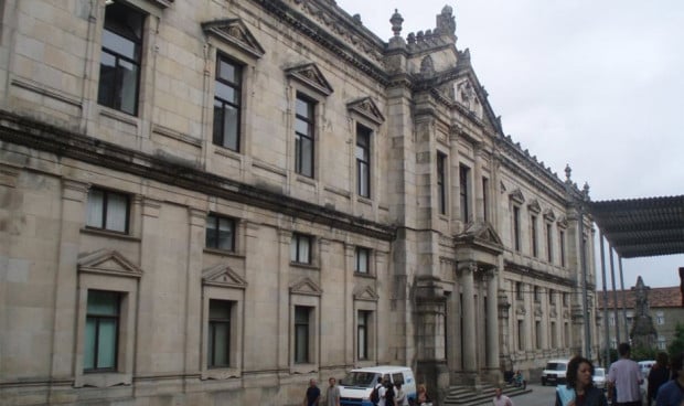  Facultad de Medicina y Odontología de la Universidad de Santiago de Compostela (USC).