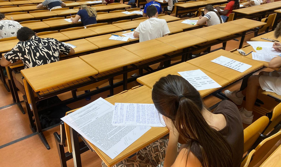 Una estudiante de Medicina explica cómo ha conseguido acceder al grado sin la nota de corte de PAU.