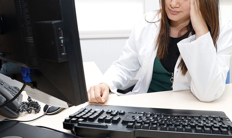 El Sindicato Médico Europeo denuncia altas tasas de depresión y ansiedad entre los facultativos