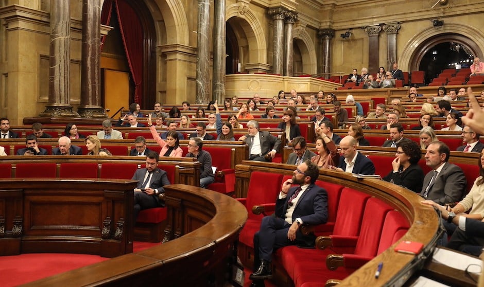 La votación del decreto para elevar el gasto en Salut, sobre la bocina