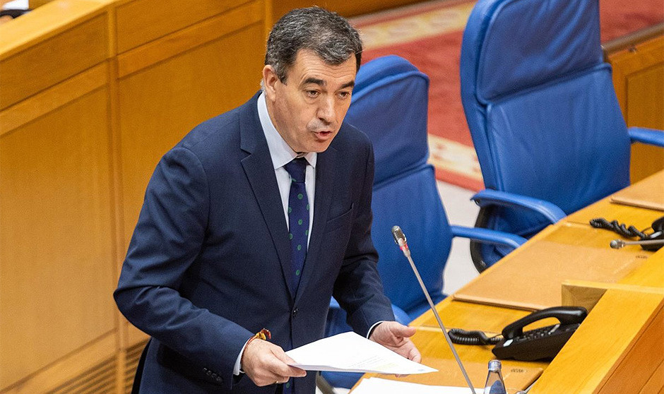 Román Rodríguez, conselleiro de Educación, Ciencia, Universidades y Formación Profesional de la Xunta de Galicia, sobre impartir Medicina en Santiago