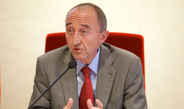 Lamata: "Las grandes compañías ven en la salud un negocio, no un derecho"