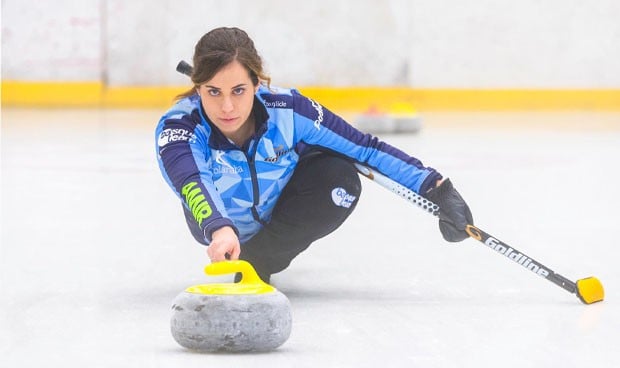 "Era el momento de dejar en 'stand by' el MIR por el curling"