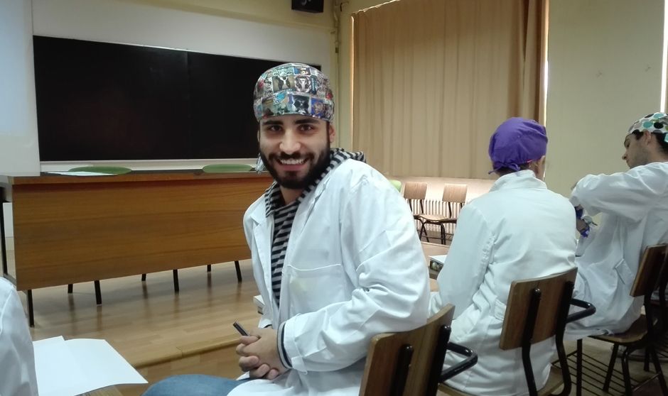 Alerta, spoilers: así es volver de vacaciones y empezar a estudiar Medicina