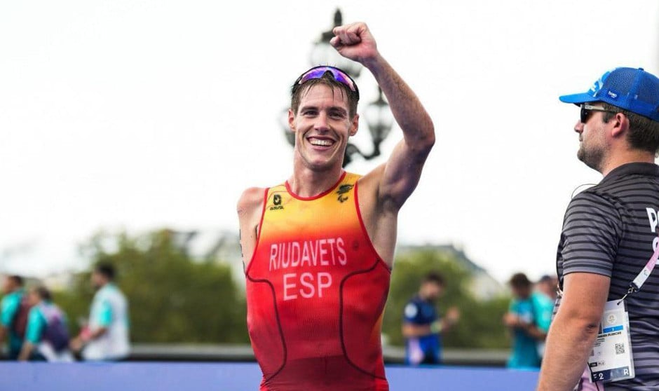 Tras su accidente, Nil Riudavets tuvo que reiventarse en la Enfermería y en el deporte, y consiguió lograr sus dos objetivos en cada sector.